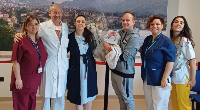 Evelyn è la prima nata del 2024 all'ospedale Sant'Anna